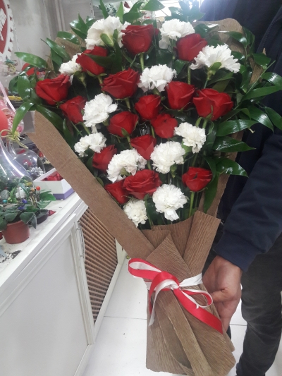 Siverek burcu Çiçek Evi buket