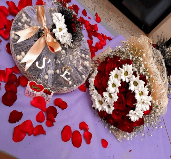 Kız İsteme Çiçek ve Çikolatası